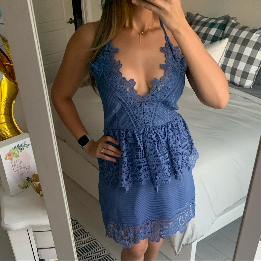 L’atiste Crochet/Lace Formal Mini